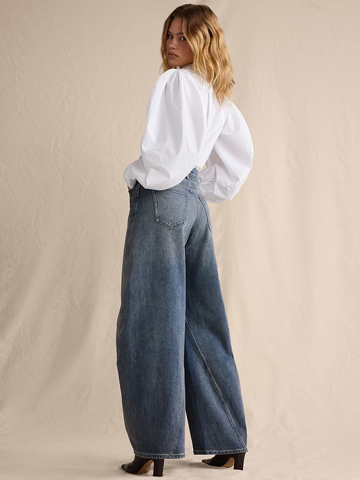 Banana Republic High-Rise Loose Barrel Jean — photo 3