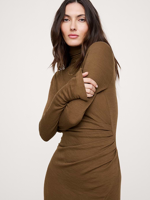 Banana Republic Wool-Blend Jersey Ruched Maxi Dress — photo 4