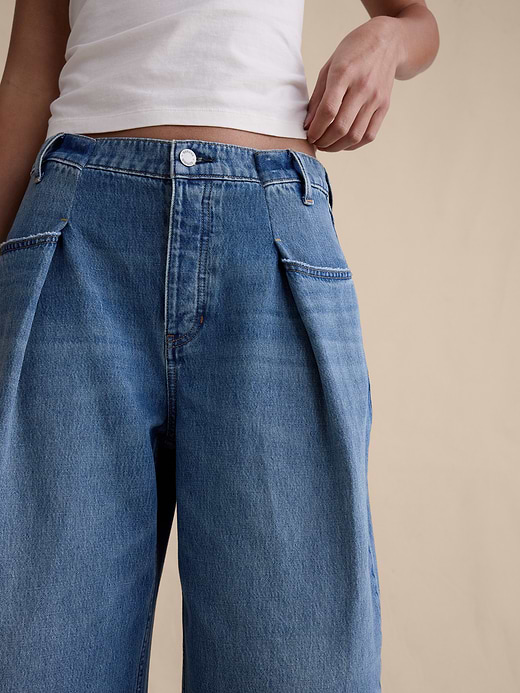 Banana Republic Mid-Rise Loose Pleated Crop Jean — photo 4