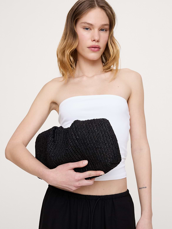 Banana Republic Raffia Clutch — photo 7