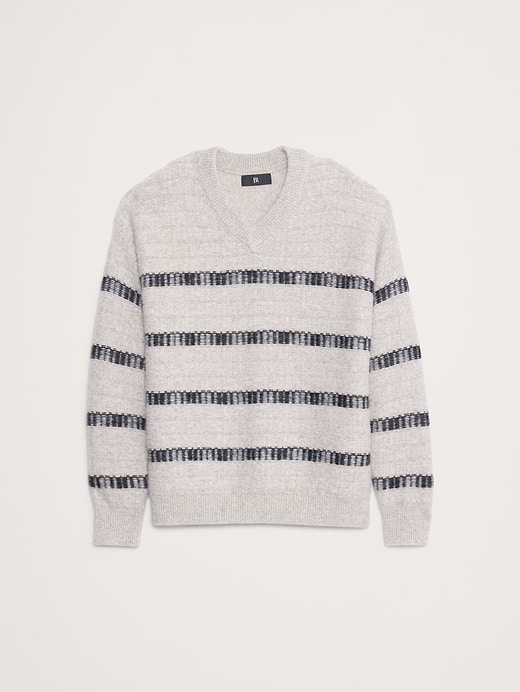 Banana Republic Jacquard Stripe V-Neck Sweater — photo 5