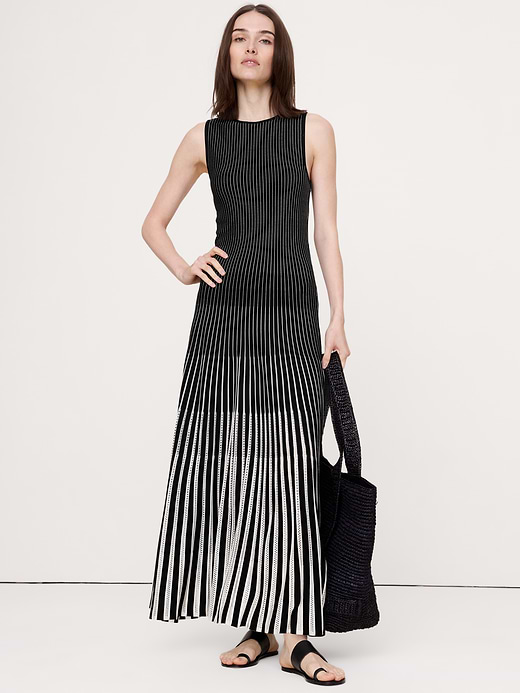 Banana Republic Sculpted Eyelet Maxi Dress — photo 1