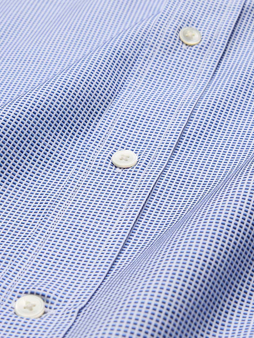 Banana Republic Standard-Fit Wrinkle-Resistant Dress Shirt — photo 3