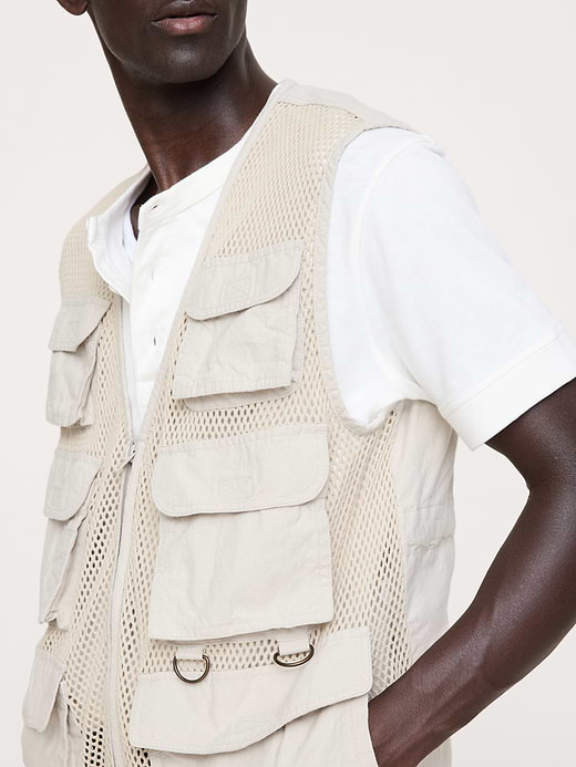 Banana Republic Mesh Photojournalist Vest — photo 8