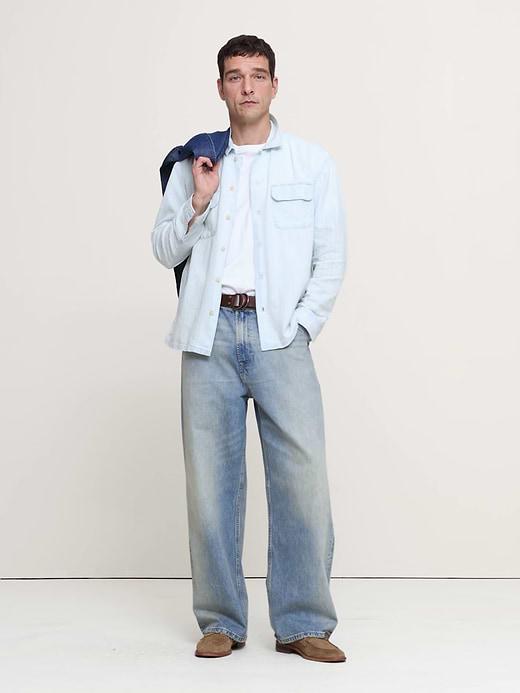Banana Republic Relaxed-Fit Denim Long-Sleeve Resort Shirt — photo 7