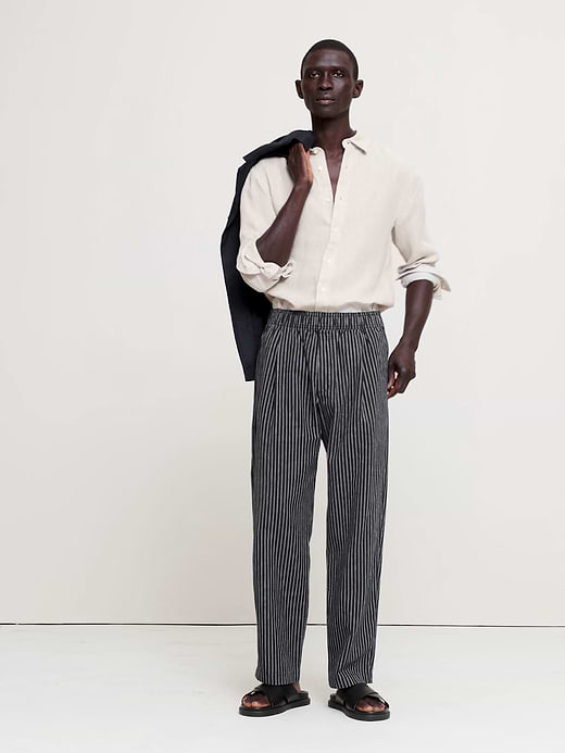 Banana Republic Relaxed Linen-Cotton Pleated Pull-On Pant — photo 6