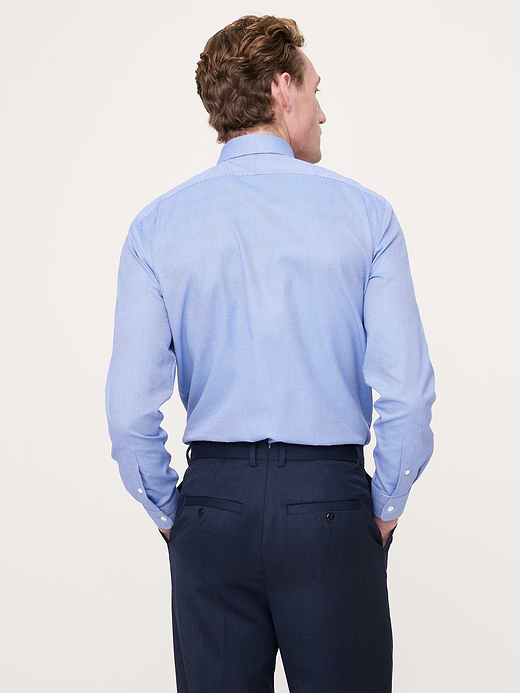 Banana Republic Standard-Fit Wrinkle-Resistant Dress Shirt — photo 3
