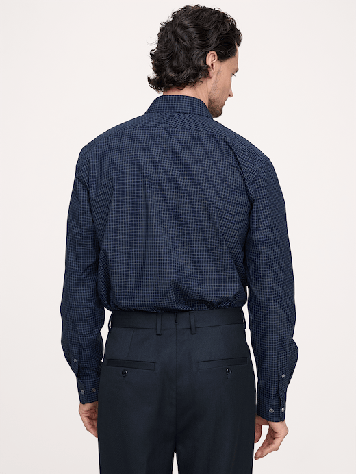 Banana Republic Standard-Fit Wrinkle-Resistant Dress Shirt — photo 3