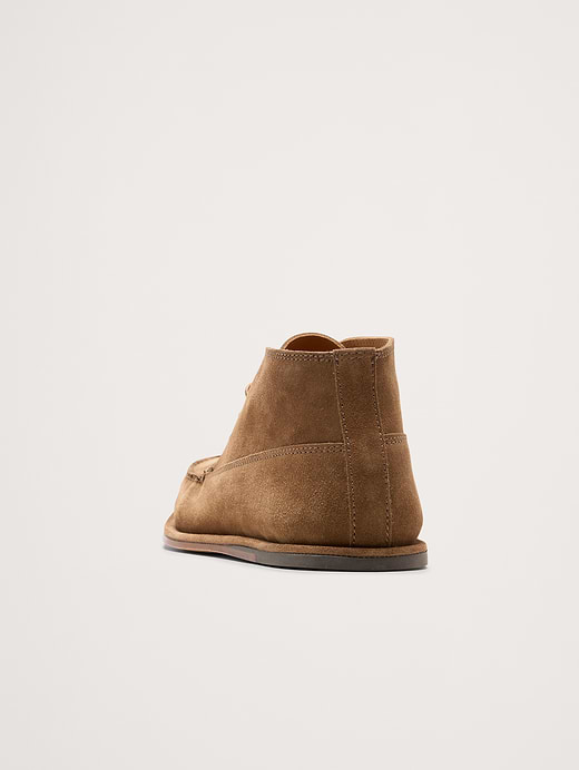Banana Republic Italian Suede Chukka Boot — photo 5
