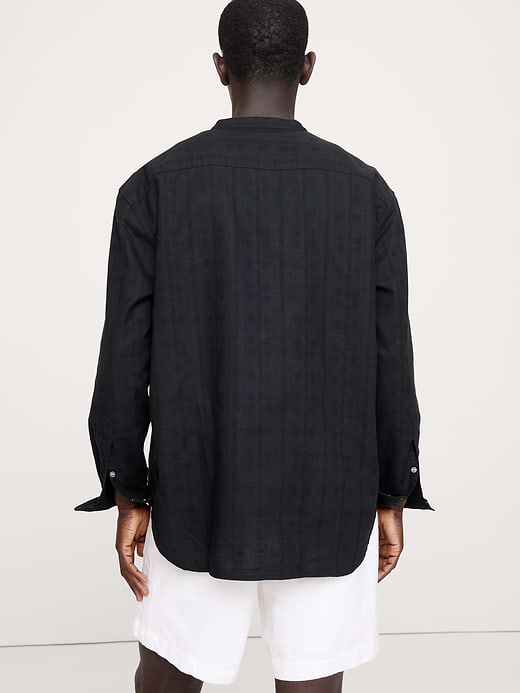 Banana Republic Relaxed-Fit Cotton-Linen Banded-Collar Shirt — photo 3