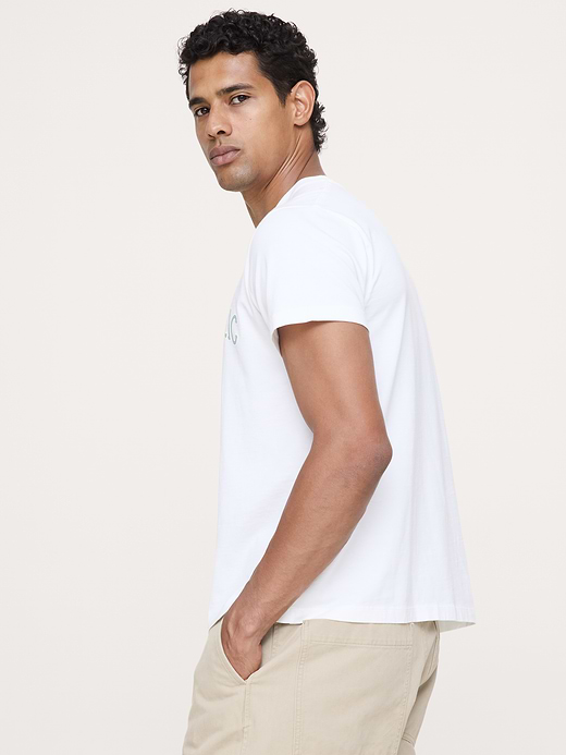 Banana Republic Archive Reissue Graphic T-Shirt — photo 3