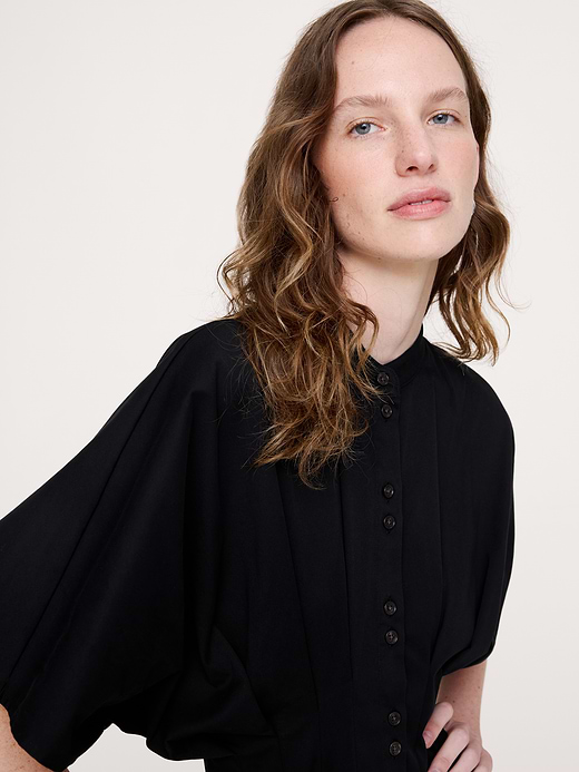 Banana Republic Stretch-Cotton Pleated Midi Shirt Dress — photo 4