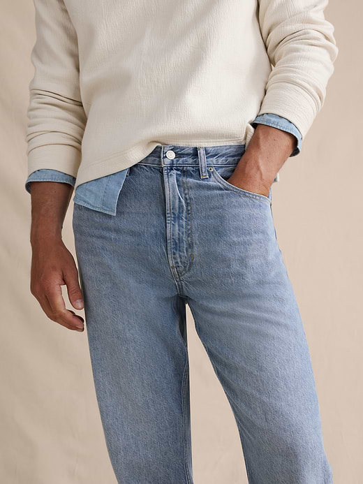 Banana Republic Relaxed-Straight Lightweight Jean — photo 4