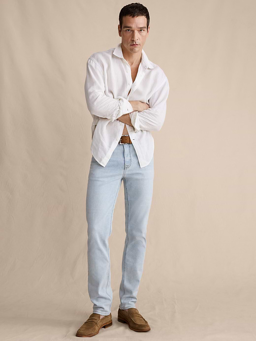 Banana Republic Slim Luxe Traveler Jean — photo 1