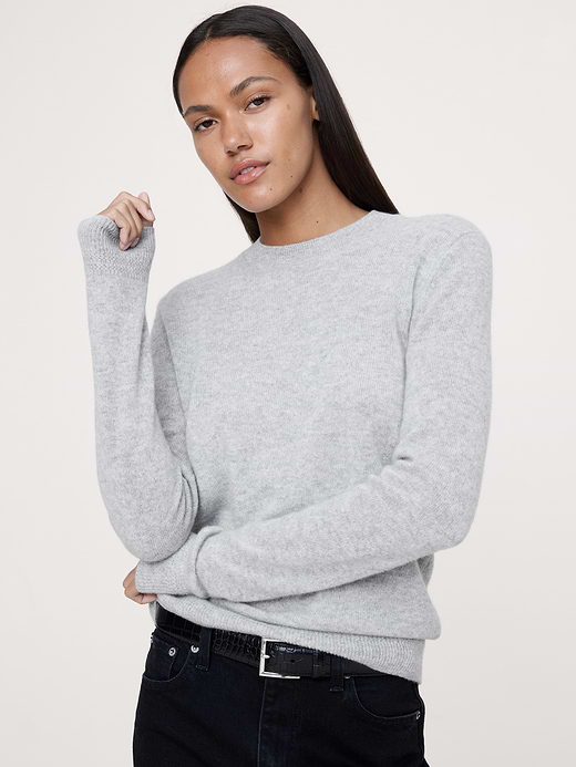 Banana Republic Lightweight Cashmere Crew-Neck Sweater — photo 1