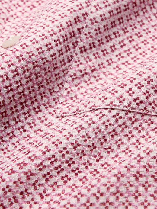 Banana Republic Relaxed-Fit Seersucker Resort Shirt — photo 6