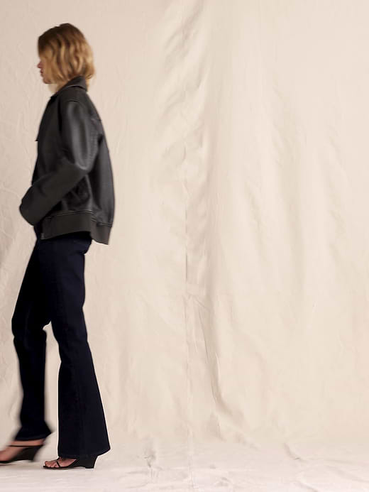 Banana Republic High-Rise Bootcut Jean — photo 8