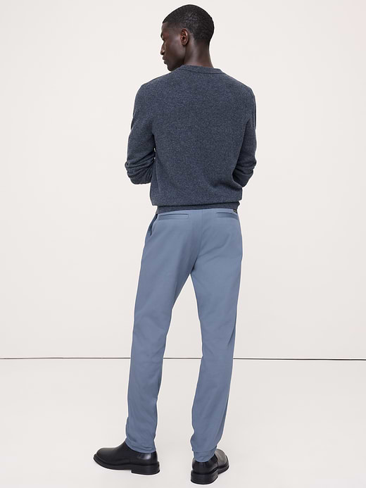 Banana Republic Athletic Italian-Stretch Chino — photo 3