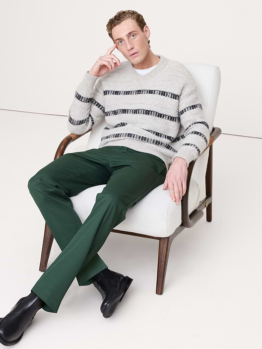 Banana Republic Straight Italian-Stretch Chino — photo 1