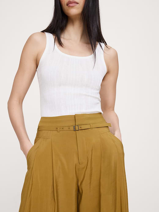 Banana Republic Pleated Wide-Leg Cropped Pant in Luster Twill — photo 4
