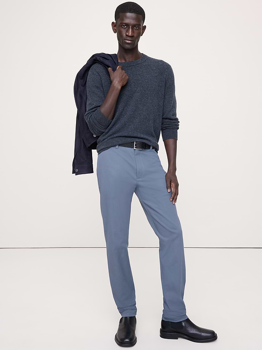 Banana Republic Athletic Italian-Stretch Chino — photo 1
