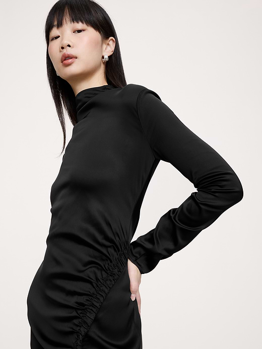 Banana Republic Stretch-Satin Ruched Maxi Dress — photo 4