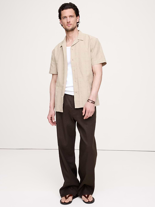Banana Republic Standard-Fit Cotton-Linen Resort Shirt — photo 1