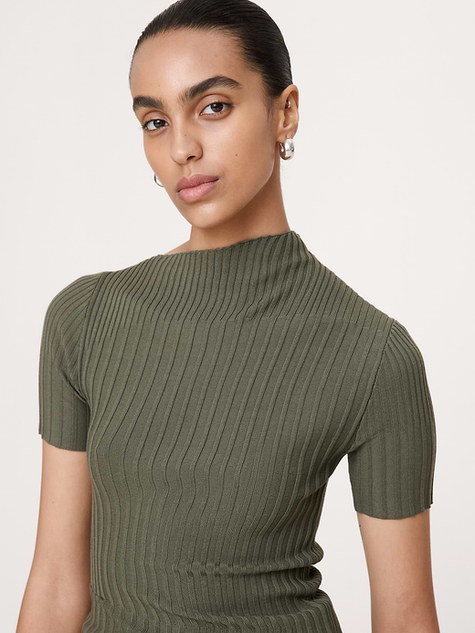 Banana Republic Sculpted Asymmetrical Sweater Tee — photo 4