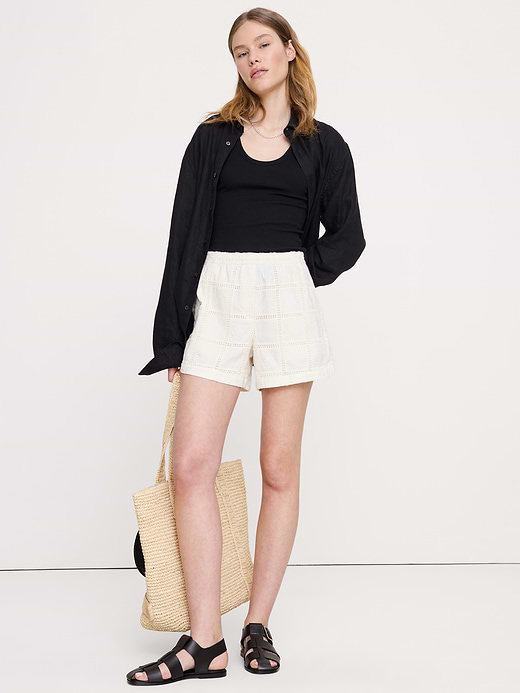 Banana Republic Embroidered Cotton 4" Pull-On Short — photo 1