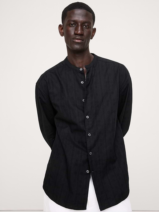 Banana Republic Relaxed-Fit Cotton-Linen Banded-Collar Shirt — photo 4
