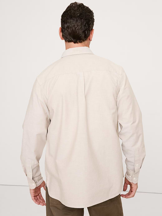 Banana Republic Standard-Fit Oxford Shirt — photo 3