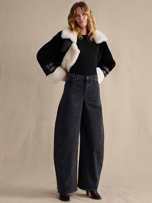 Banana Republic High-Rise Loose Barrel Jean — photo 1