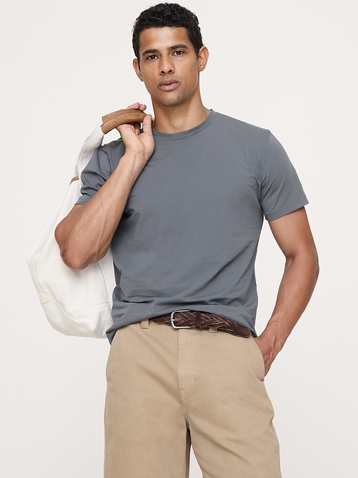 Banana Republic Lightweight Cotton Crew-Neck T-Shirt — photo 1