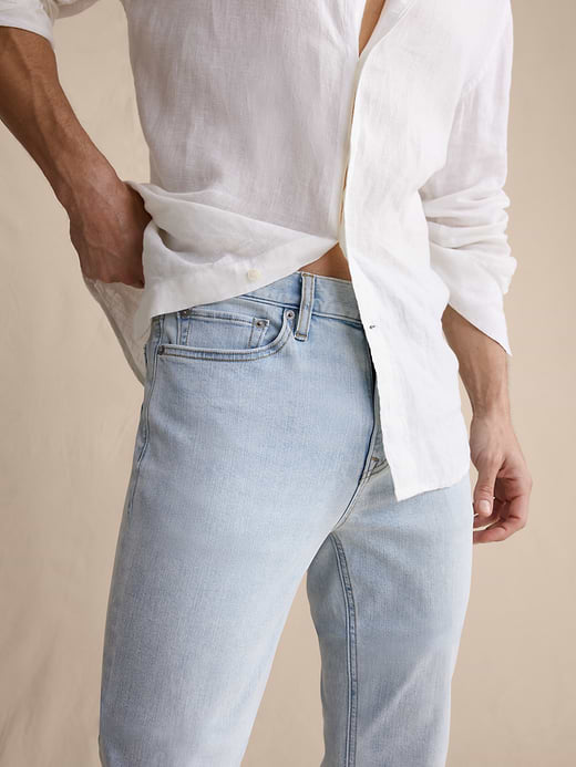 Banana Republic Slim Luxe Traveler Jean — photo 4