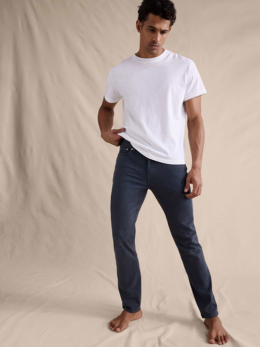 Banana Republic Slim Luxe Traveler Jean — photo 5
