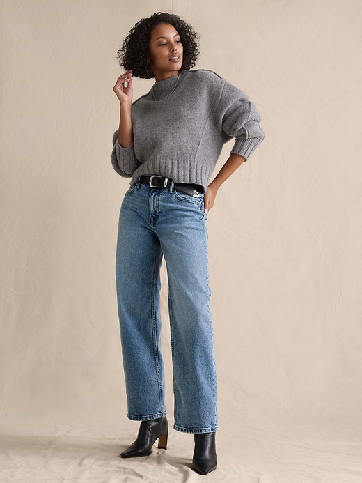 Banana Republic Mid-Rise 90s Classic Relaxed Jean — photo 1