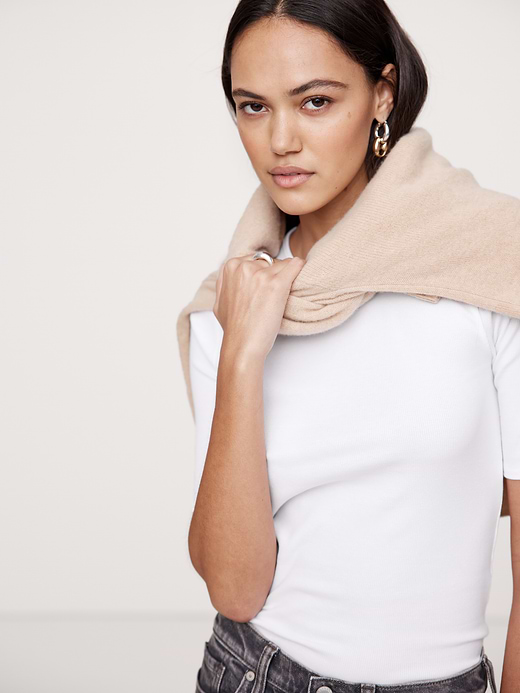 Banana Republic Ribbed Elbow-Sleeve T-Shirt — photo 4