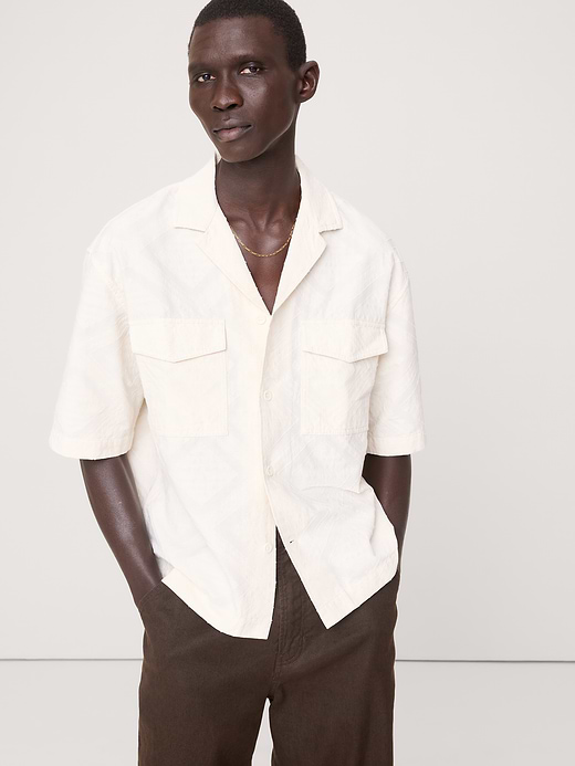 Banana Republic Relaxed-Fit Cotton Jacquard Resort Shirt — photo 1