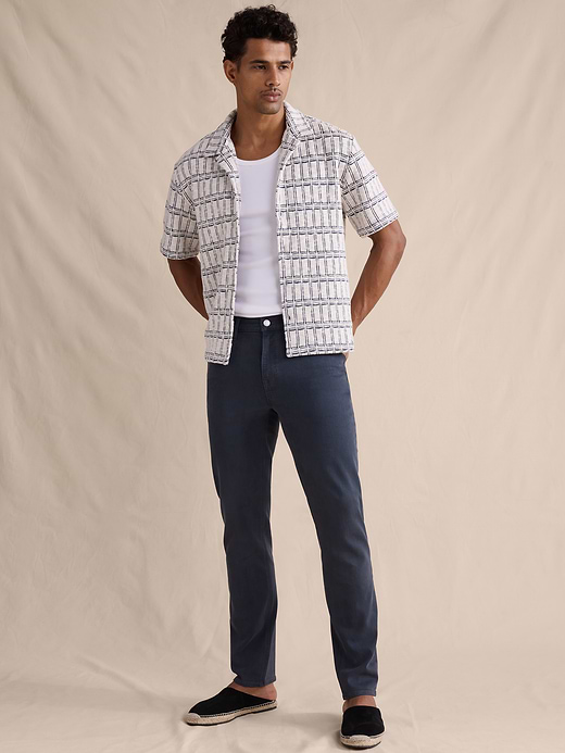 Banana Republic Slim Luxe Traveler Jean — photo 1