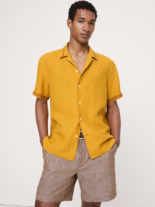 Banana Republic Standard-Fit Embroidered Linen Resort Shirt — photo 1