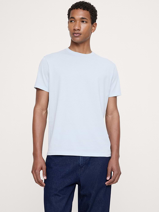 Banana Republic Lightweight Cotton Crew-Neck T-Shirt — photo 1