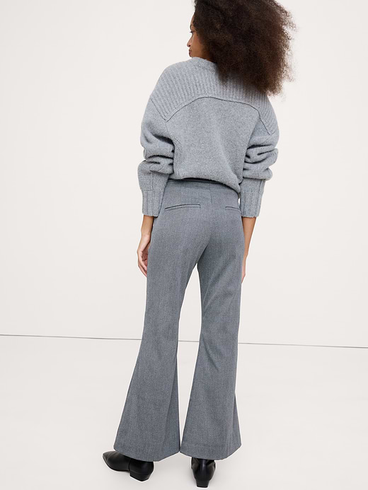 Banana Republic Mid-Rise Flare Italian Twill Pant — photo 3
