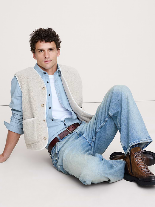 Banana Republic Standard-Fit Chambray Shirt — photo 4