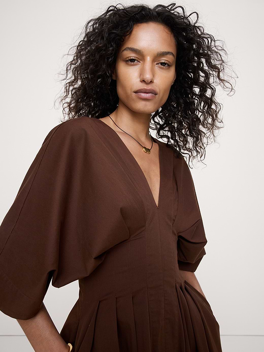 Banana Republic Stretch-Cotton Pleated Maxi Dress — photo 4