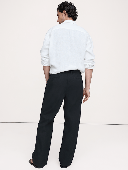 Banana Republic The Weekender Relaxed Pull-On Pant in Cotton — photo 3