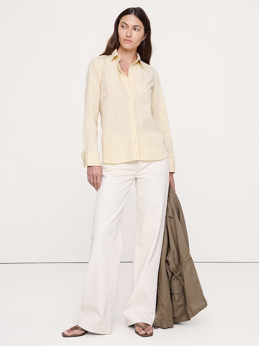 Banana Republic The Everyday Shirt in Cotton Poplin — photo 1