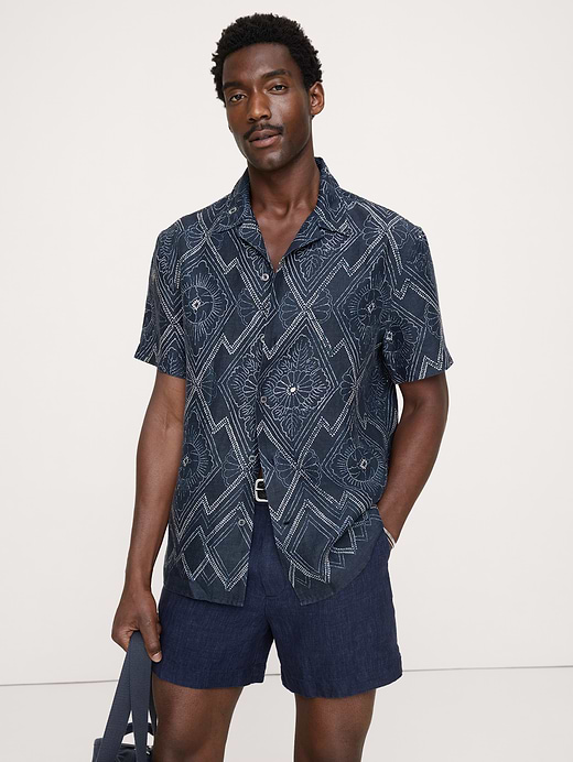 Banana Republic Standard-Fit Linen Resort Shirt — photo 1
