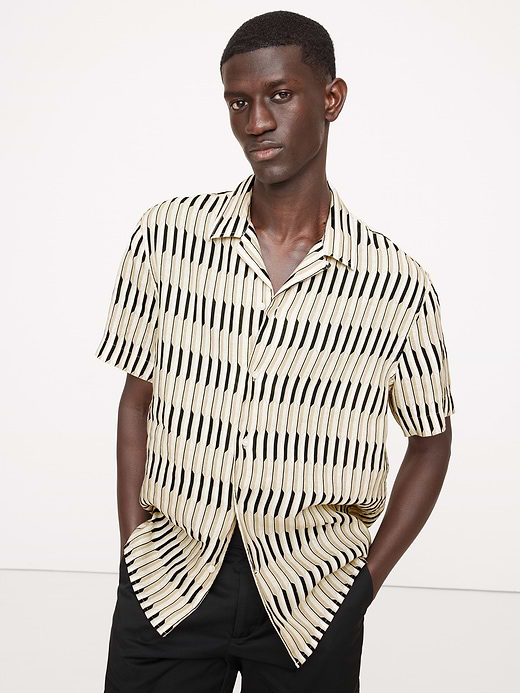 Banana Republic Standard-Fit Linen Resort Shirt — photo 1