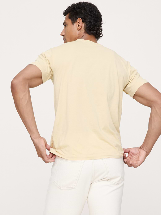 Banana Republic Lightweight Cotton Crew-Neck T-Shirt — photo 3