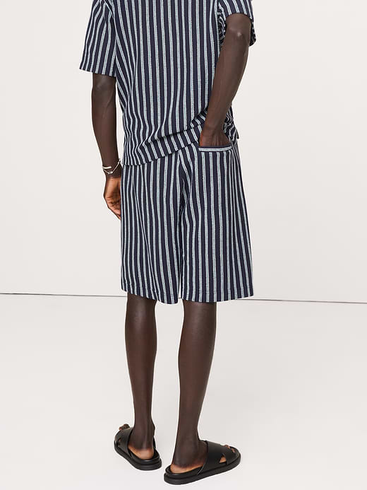 Banana Republic Jacquard Stripe Pleated Pull-On Short — photo 3
